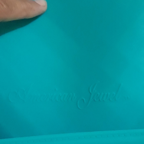 Bags - Picture 5 of 6